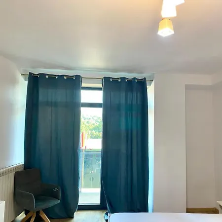 1 Apartment-centre,10min Walk To Untold Festival דירה קלוז'-נאפוקה